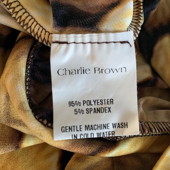 CHARLIE BROWN batwing dress - Picture 10 of 10